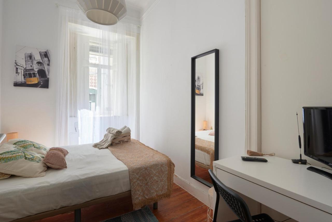 Brand New Hostel Anjos Lisboa Ngoại thất bức ảnh